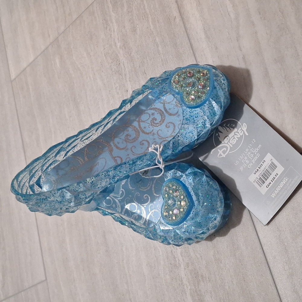 Cinderella kid shoes size 13/1